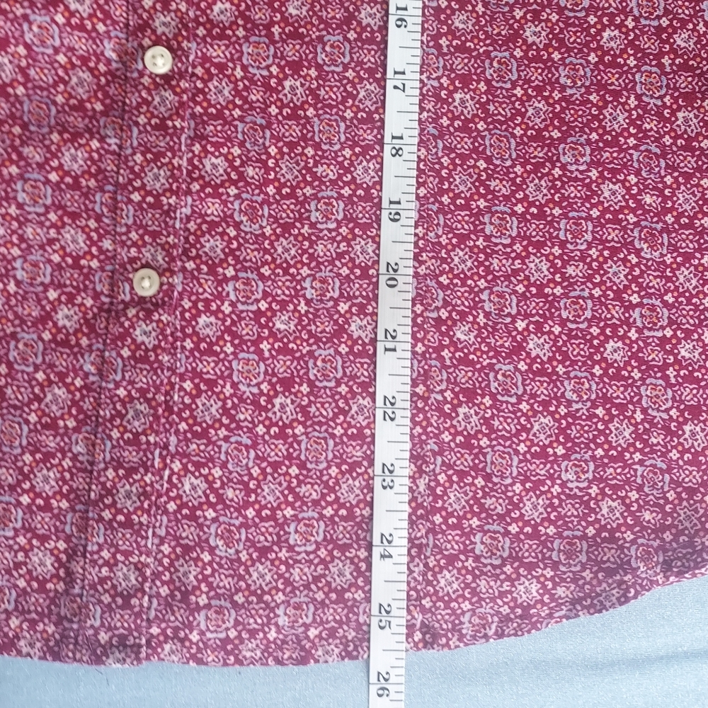 American Eagle, burgundy long sleeved cotton button down shirt, size large - Picture 6 of 10